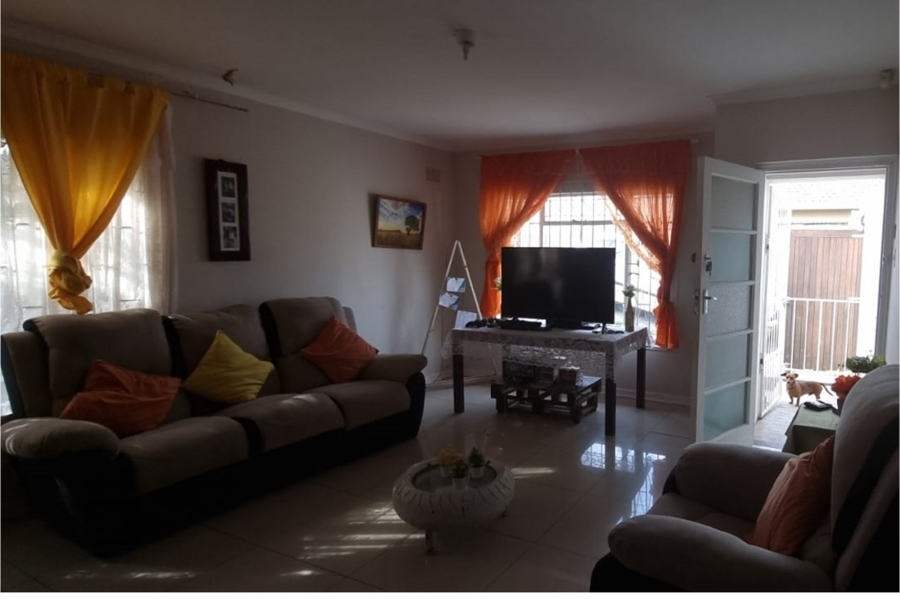 3 Bedroom Property for Sale in Cambridge Eastern Cape